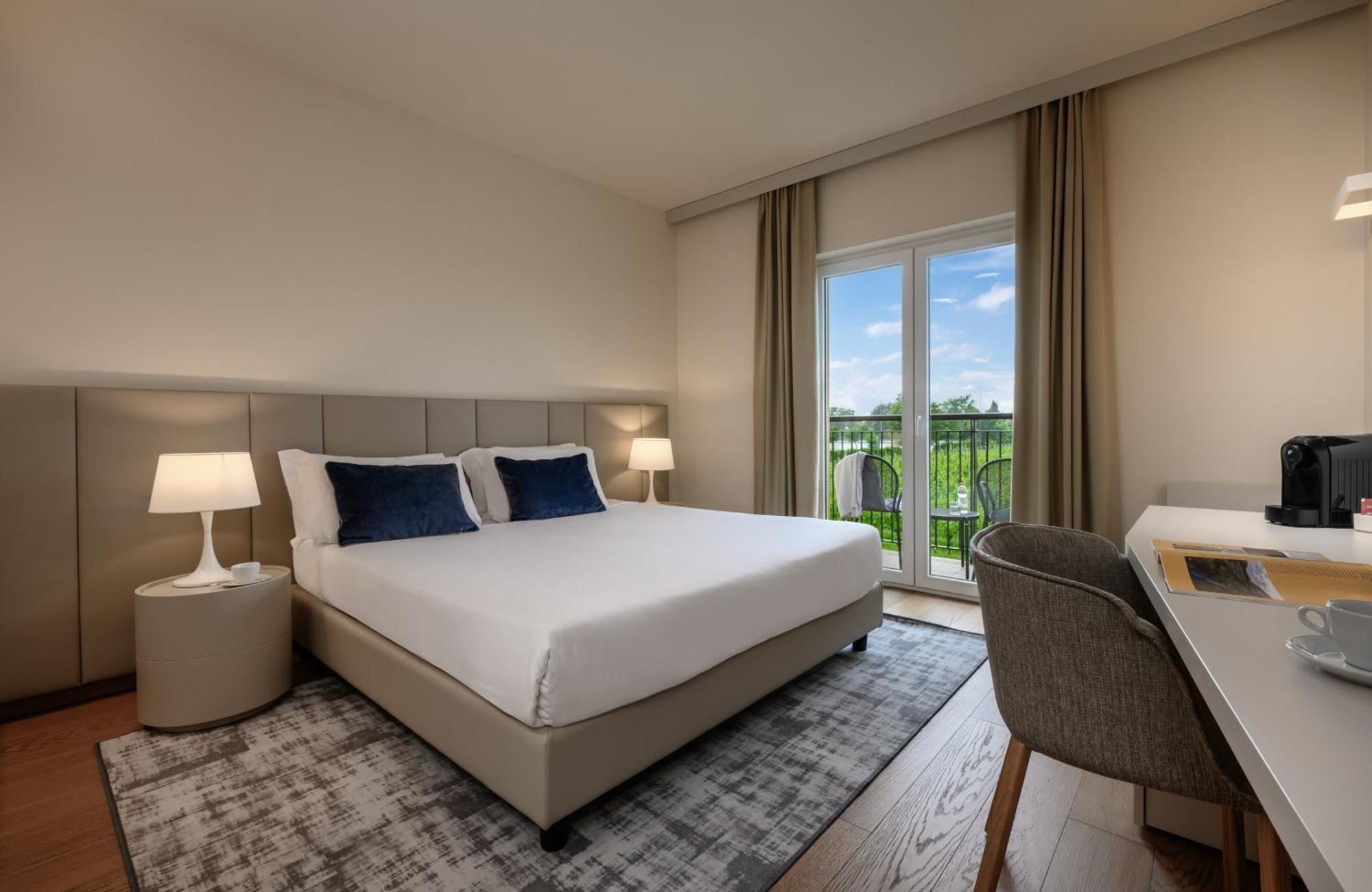 Leonardo Hotel Lago Di Garda - Wellness And Spa Lazise Zewnętrze zdjęcie