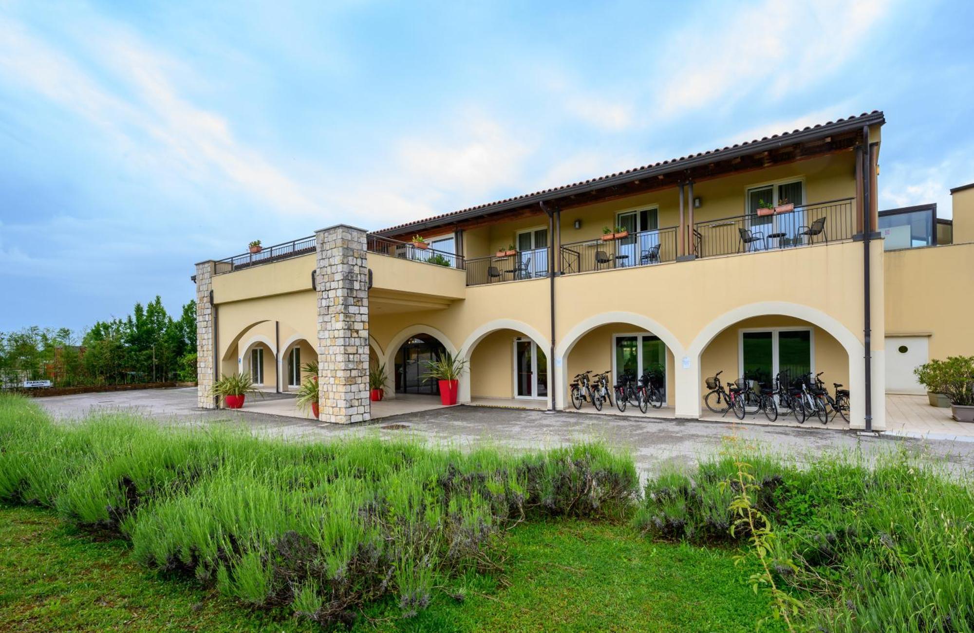 Leonardo Hotel Lago Di Garda - Wellness And Spa Lazise Zewnętrze zdjęcie